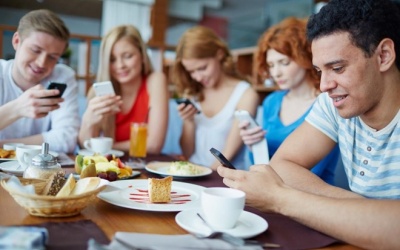 Những điều bạn phải gánh chịu nếu đang lạm dụng thiết bị công nghệ