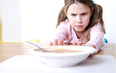 Dấu hiệu nhận biết con bị rối loạn tiêu hóa