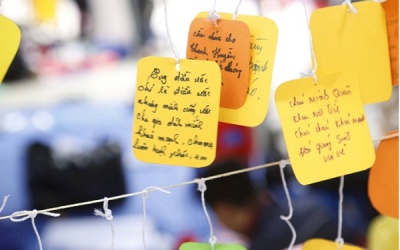 Giáng sinh Hồng sưởi ấm những trái tim non tại Bệnh viện Nhi Trung ương