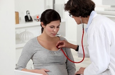 Mang thai bị hở van 2 lá, 3 lá nhẹ nên uống thuốc gì?