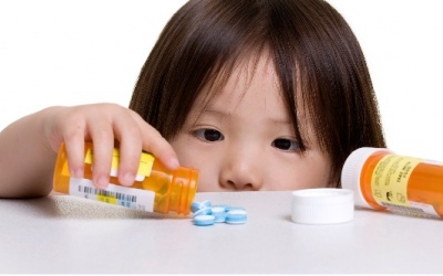 Trẻ uống nhiều kháng sinh rất dễ bị tiêu chảy