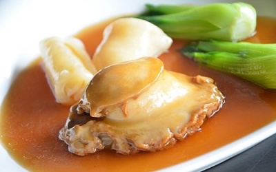 Bào ngư Úc 9 triệu đồng/kg: Nhà giàu Việt dưỡng sức chơi Tết