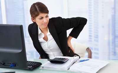 Hãy bỏ ngay 12 tư thế ngồi gây bệnh cho bạn