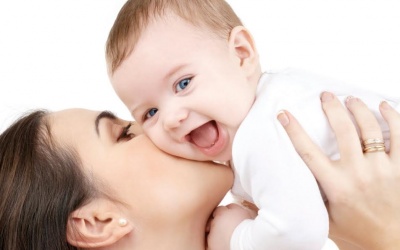 Lactoferrin – kháng thể trong sữa mẹ giúp tăng đề kháng cho trẻ