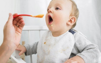 Một vài lưu ý khi cho trẻ ăn lạc đề ngăn ngừa dị ứng