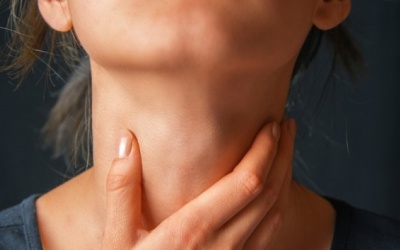 Đau họng trong ngày Tết: Thử ngay 5 cách này!