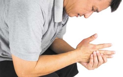 Vì sao ăn uống kiêng khem đầy đủ mà vẫn bị tái phát gout?