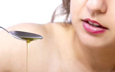Súc miệng bằng dầu ăn không tốt như nhiều người lầm tưởng