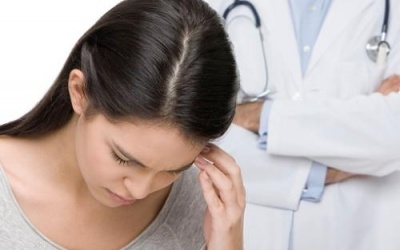 Làm sao để chấm dứt cơn đau đầu do huyết áp thấp?