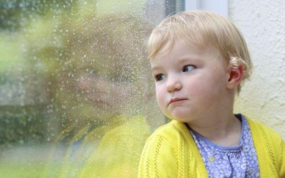 Tăng cường sức đề kháng cho trẻ trong ngày mưa phùn