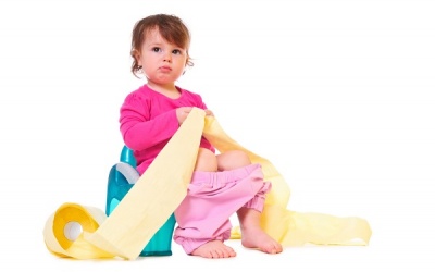 Trẻ bị tiêu chảy trong ngày Tết phải làm sao?