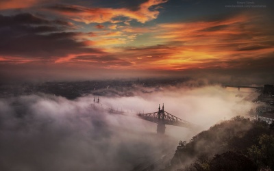 Lung linh huyền ảo 'thiên đường hạ giới' Budapest trong sương