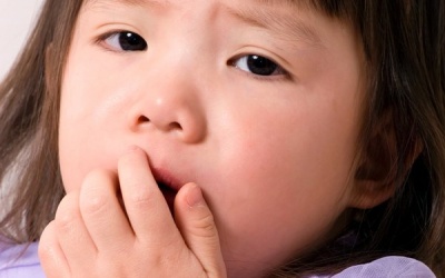 Làm gì khi trẻ bị ho gà?
