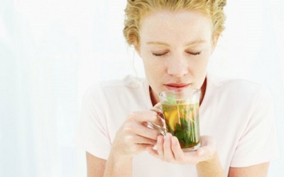 9 biện pháp tự nhiên giúp điều trị viêm thanh quản