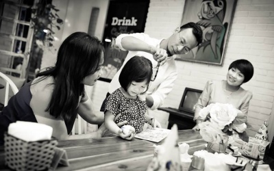 Gửi ảnh 'những ông bố Việt làm việc nhà' để nhận ngay 10 triệu!