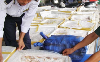 'Sau khi đi giám sát, tôi không dám ăn thịt'