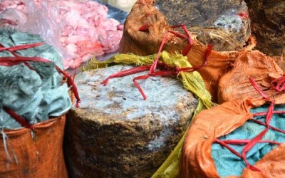 Cảnh sát đột kích cơ sở chế biến 3 tấn mỡ bẩn