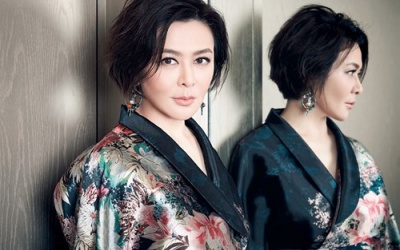 U60, người đẹp phim 'Hoàng Phi Hồng' vẫn quyến rũ kiêu kỳ