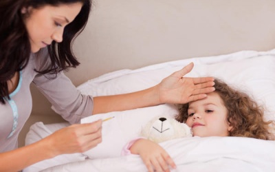 Bạn đã biết phân biệt sốt siêu vi, sốt phát ban và sốt xuất huyết?