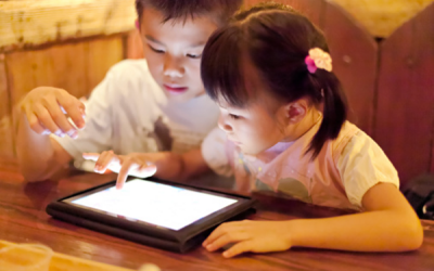 Trẻ và hệ quả không ngờ từ việc dùng thiết bị công nghệ quá nhiều