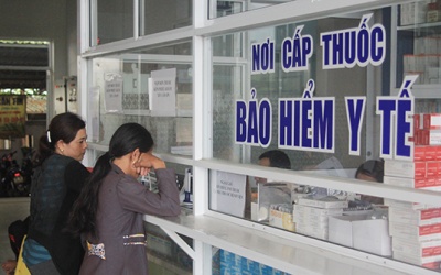 Không mang thẻ vẫn được khám chữa bệnh BHYT?