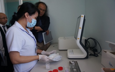 Cơ hội xét nghiệm miễn phí đột biến gien điều trị ung thư phổi