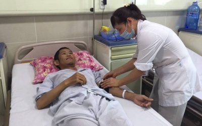 Người đàn ông được 'hồi sinh' sau nửa năm liệt hoàn toàn 2 chi dưới