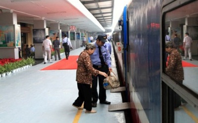 Tăng 32 đoàn tàu dịp giỗ Tổ và nghỉ lễ 30/4, 1/5