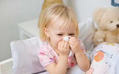 Những bệnh trẻ dễ mắc khi giao mùa Xuân - Hè