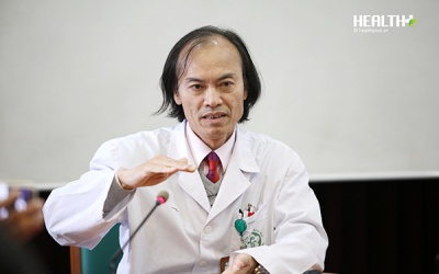 Video: Bác sỹ BV Bạch Mai hướng dẫn cách xử lý khi trẻ bị sốt cao co giật