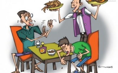 Người dân thận trọng khi ngộ độc thực phẩm đang...'vào mùa' 