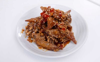 Ngon lạ: Cánh gà rim tỏi mật ong