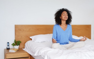 Dành 5 phút thiền định mỗi sáng để giảm stress