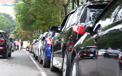 Hà Nội cho phép hơn 300 điểm được đỗ xe dưới lòng đường