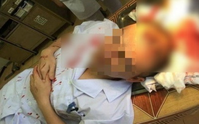 ​Ai bảo vệ bác sỹ?