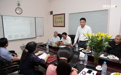 Đoàn cán bộ Bộ Y tế thăm Hiệp hội Thực phẩm chức năng Việt Nam và Viện Thực phẩm chức năng