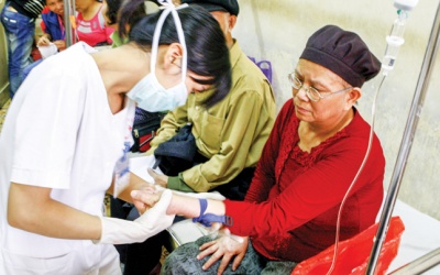 Thực phẩm bẩn và chế độ dinh dưỡng: Gây 35% số ca ung thư