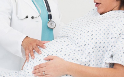 Phụ nữ mang thai bị viêm gan C phải làm sao?