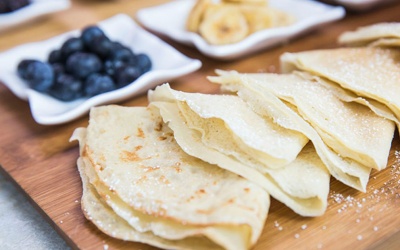 Cùng bé yêu vào bếp làm bánh pancake kiểu Thụy Điển