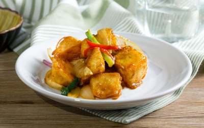 Món ăn ngon: Chả cá xào hành tỏi