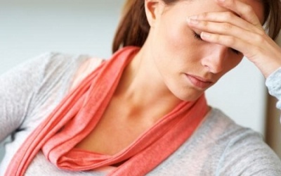 Nguyên nhân nào gây thiếu hụt vitamin D ở người lớn?
