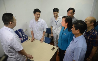 Bộ trưởng ra quân thị sát, 4 phòng khám yếu tố nước ngoài bị xử phạt