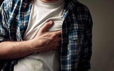 Thiếu nước có phải là một nguyên nhân gây nhịp tim nhanh?