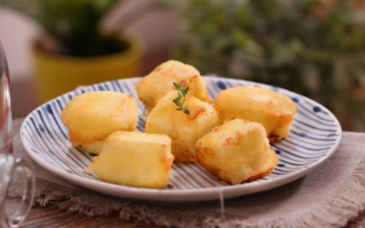 Cùng bé yêu vào bếp làm bánh sữa chiên giòn