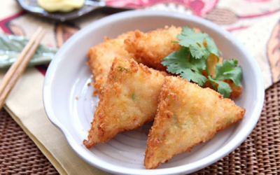 Món ăn sáng: Bánh mì tôm chiên giòn