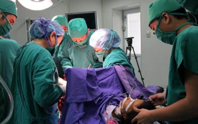 Quảng Ninh: Cứu sống 2 mẹ con sản phụ bị xuất huyết giảm tiểu cầu hiếm gặp