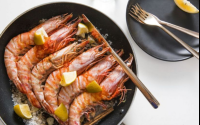 Cuối tuần làm tôm hấp muối chanh đãi cả nhà