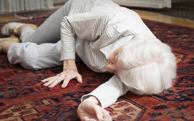 Các biện pháp giảm nguy cơ té ngã cho người bệnh Parkinson