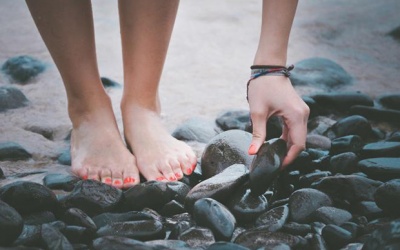 5 cách bảo vệ bàn chân khỏi tổn thương, nhiễm trùng trong mùa Hè