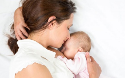 Cho con bú giúp mẹ giảm nguy cơ mắc bệnh đa xơ cứng